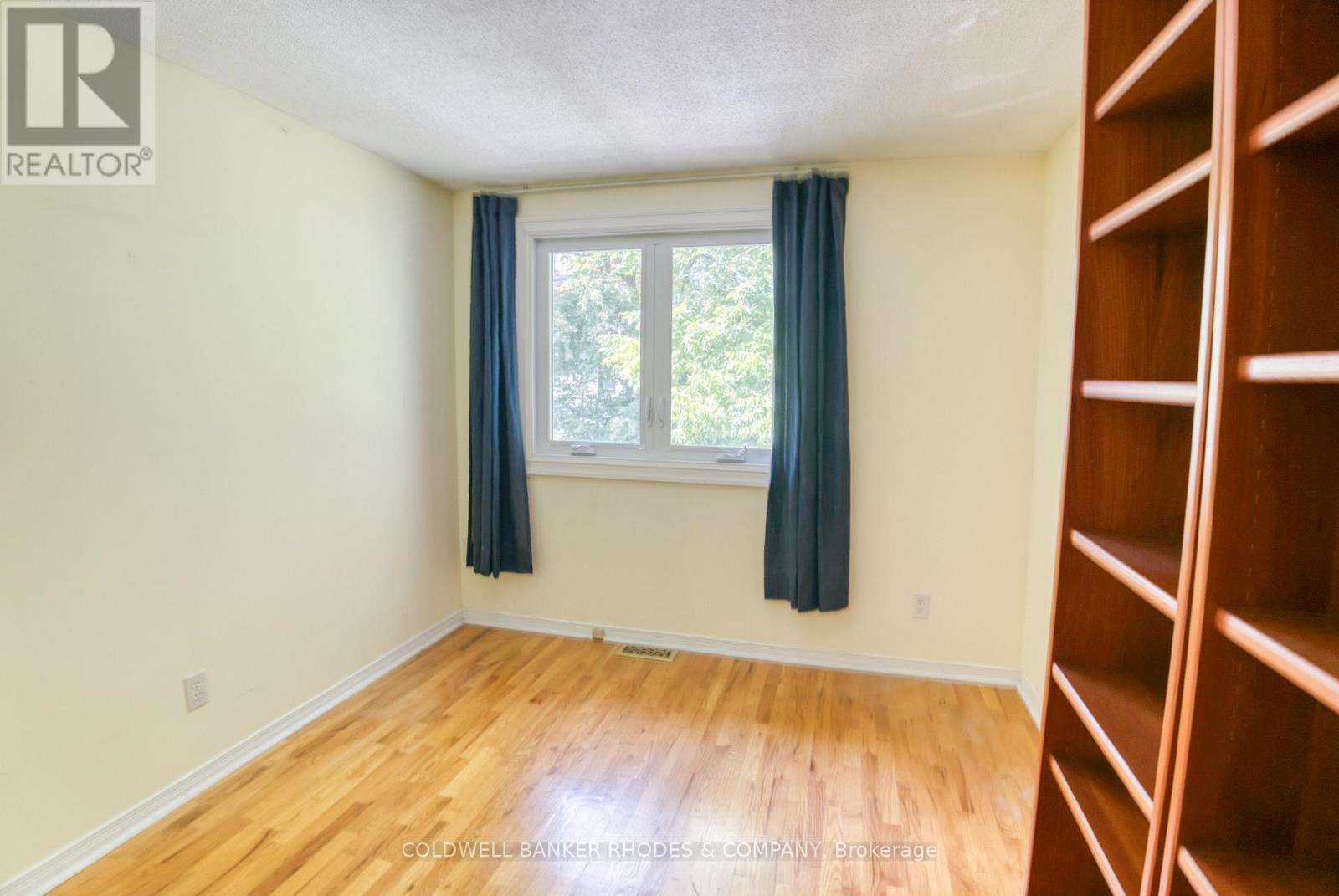 129 Elm Street, Ottawa, ON - Indoor Photo Showing Other Room