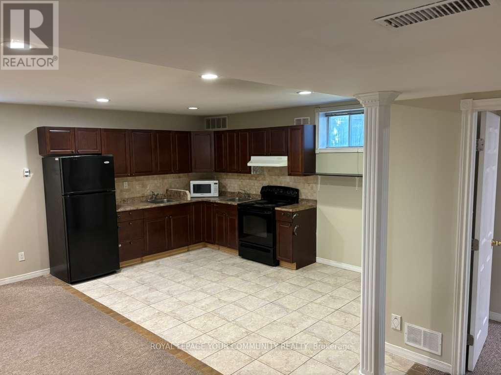 #Basement - 27 Michael Court, Vaughan, ON - Indoor Photo Showing Kitchen