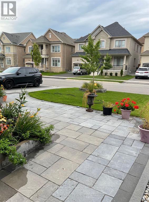 Bsmt - 922 Ernest Cousins Circle, Newmarket, ON - Outdoor