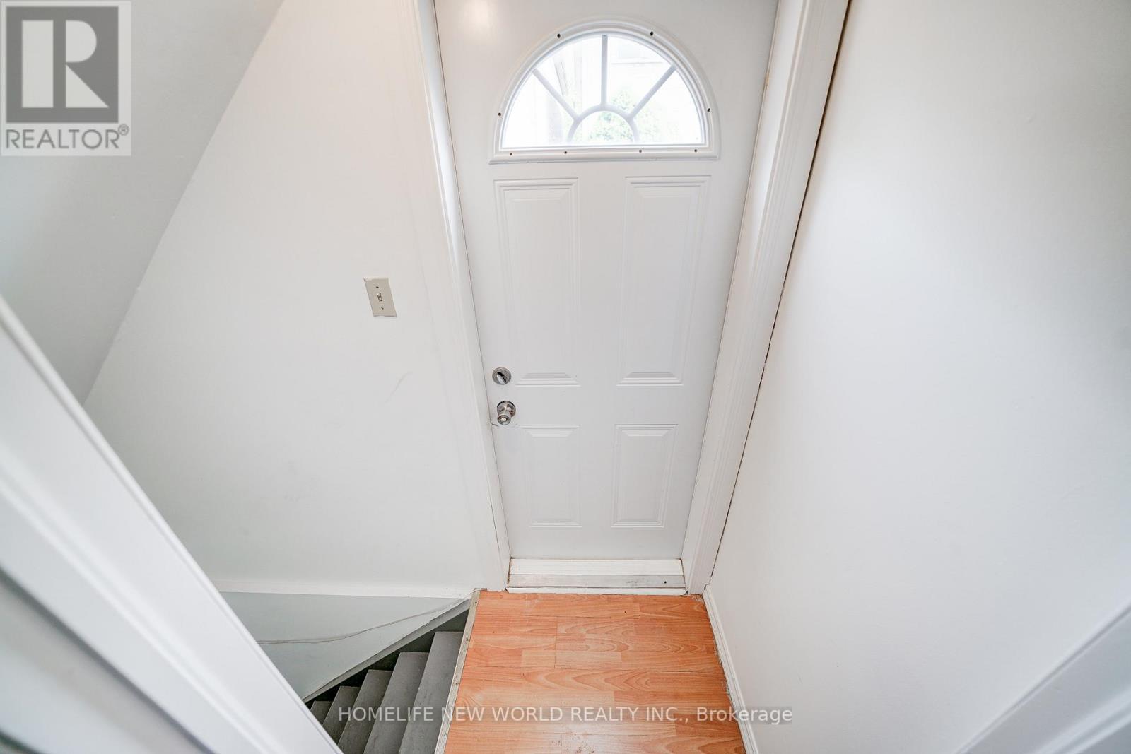 1St & 2Nd - 31 Spangler Road, Markham, ON - Indoor Photo Showing Other Room