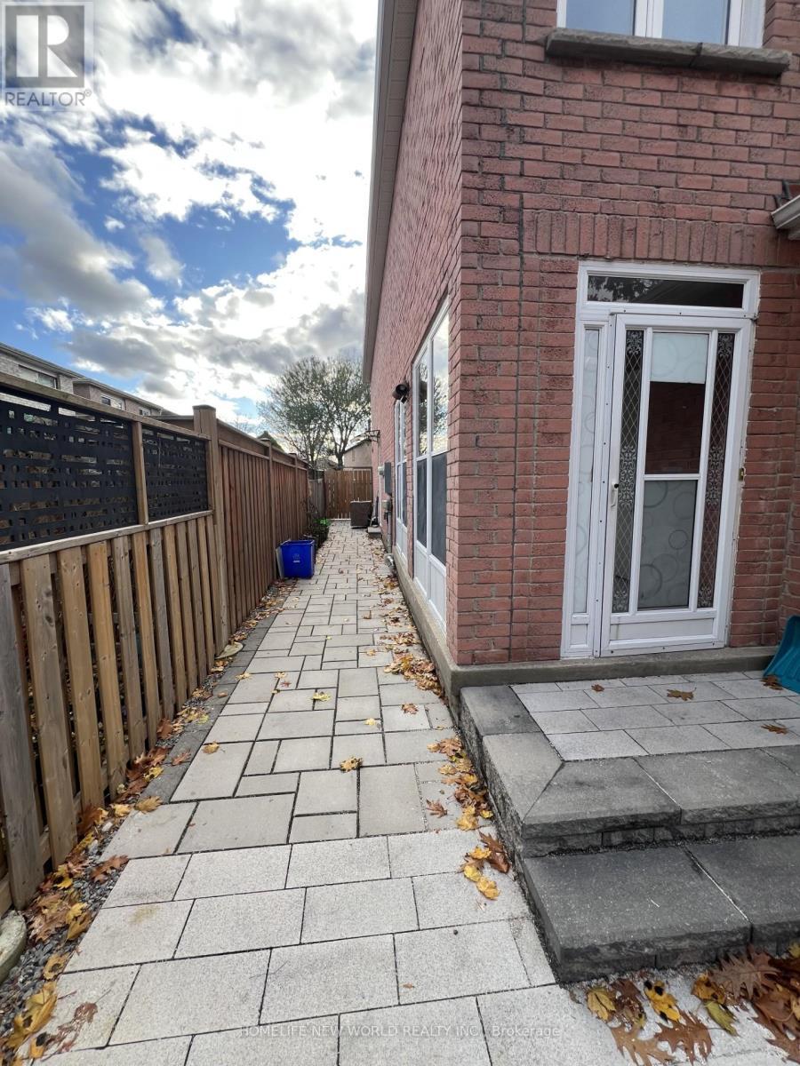 1St & 2Nd - 31 Spangler Road, Markham, ON - Outdoor With Exterior