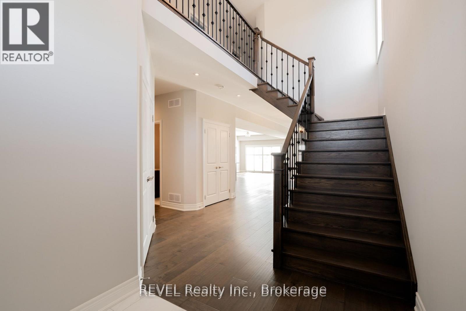 Upper - 202 Viger Drive, Welland (Lincoln/Crowland), ON - Indoor Photo Showing Other Room