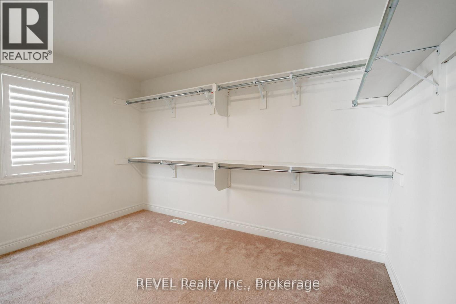 Upper - 202 Viger Drive, Welland (Lincoln/Crowland), ON - Indoor With Storage