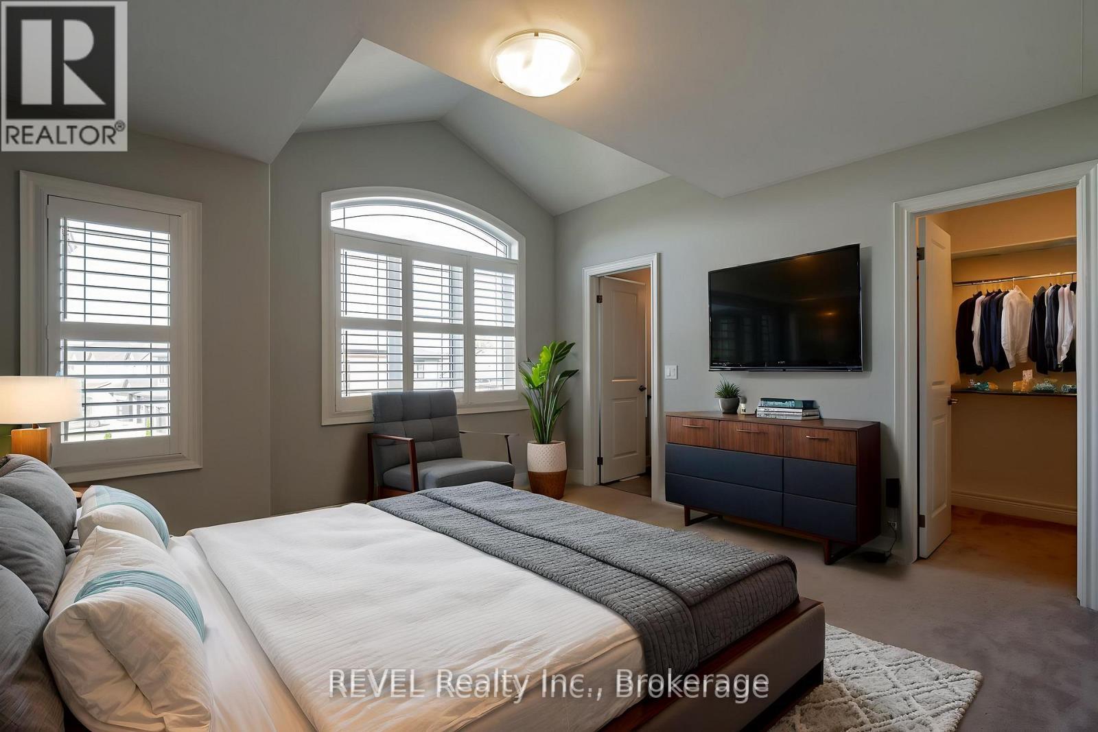 Upper - 202 Viger Drive, Welland (Lincoln/Crowland), ON - Indoor Photo Showing Bedroom