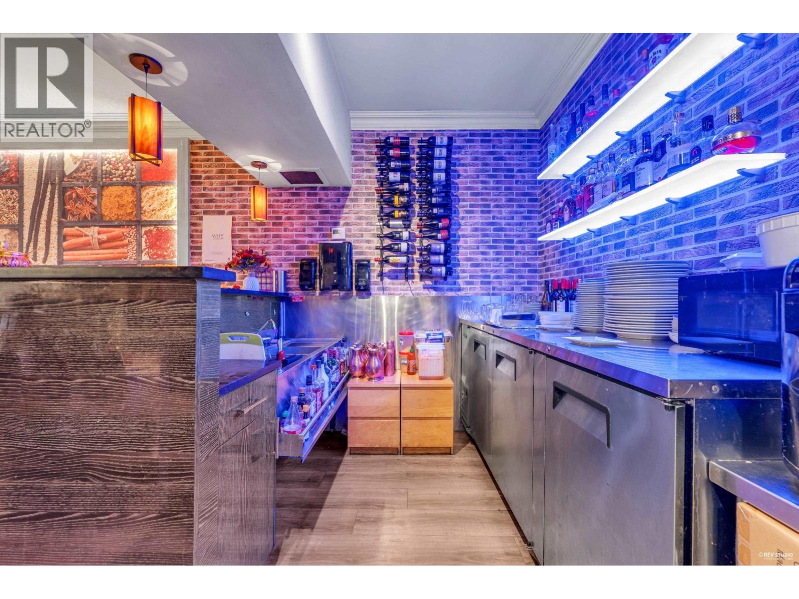 4473 W 10Th Avenue, Vancouver, BC