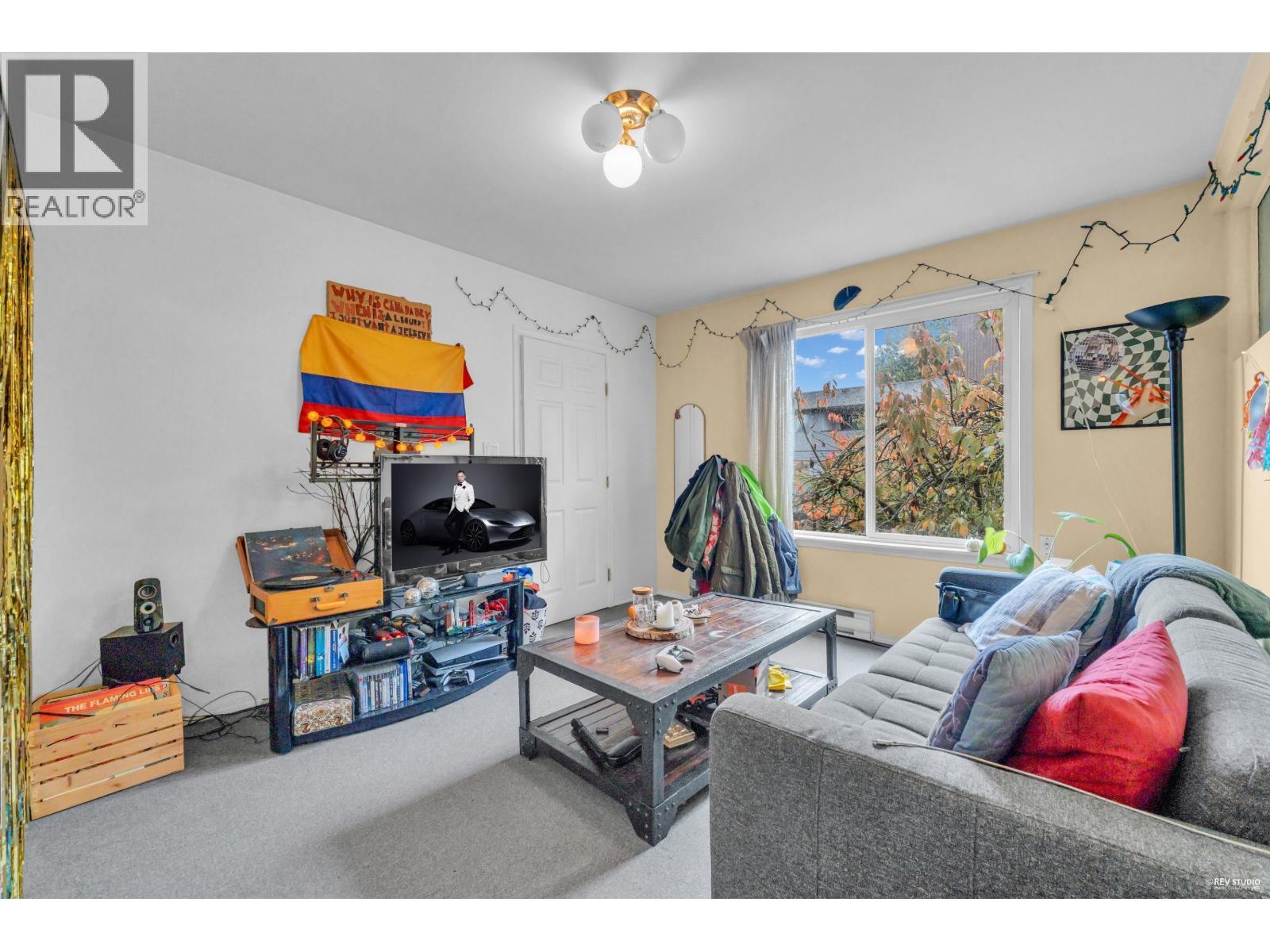 4473 W 10Th Avenue, Vancouver, BC