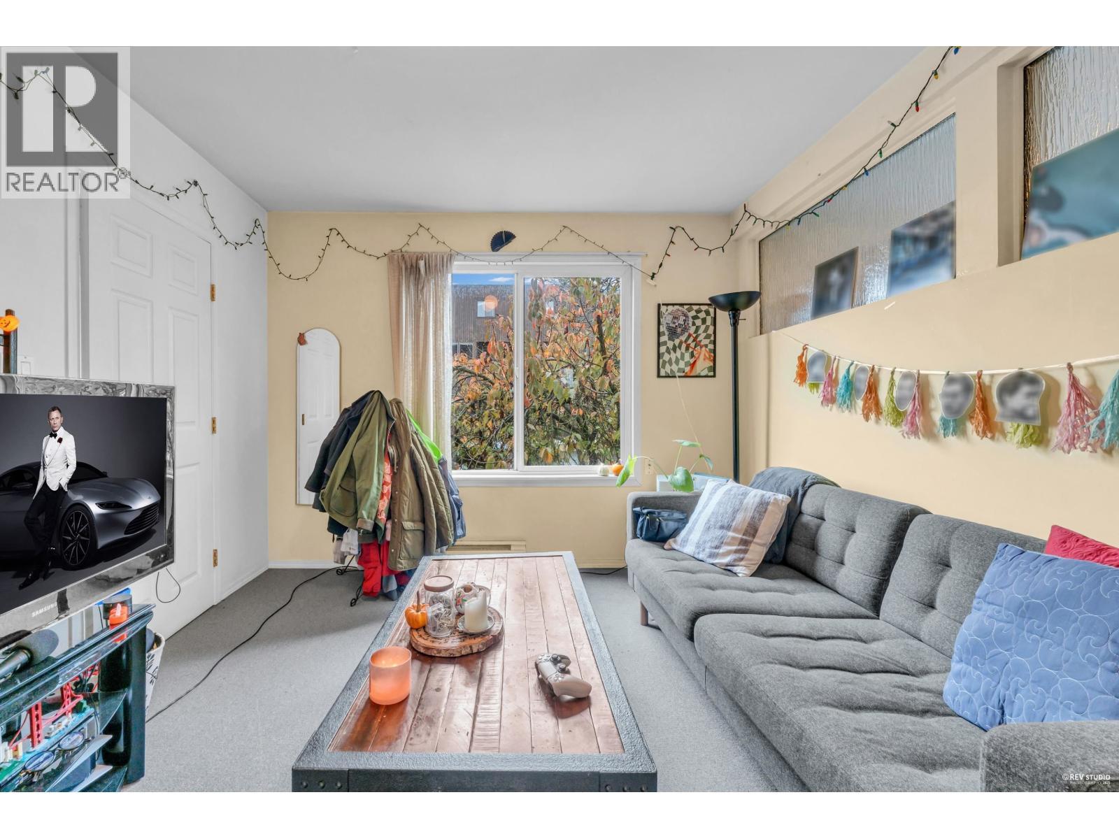 4473 W 10Th Avenue, Vancouver, BC