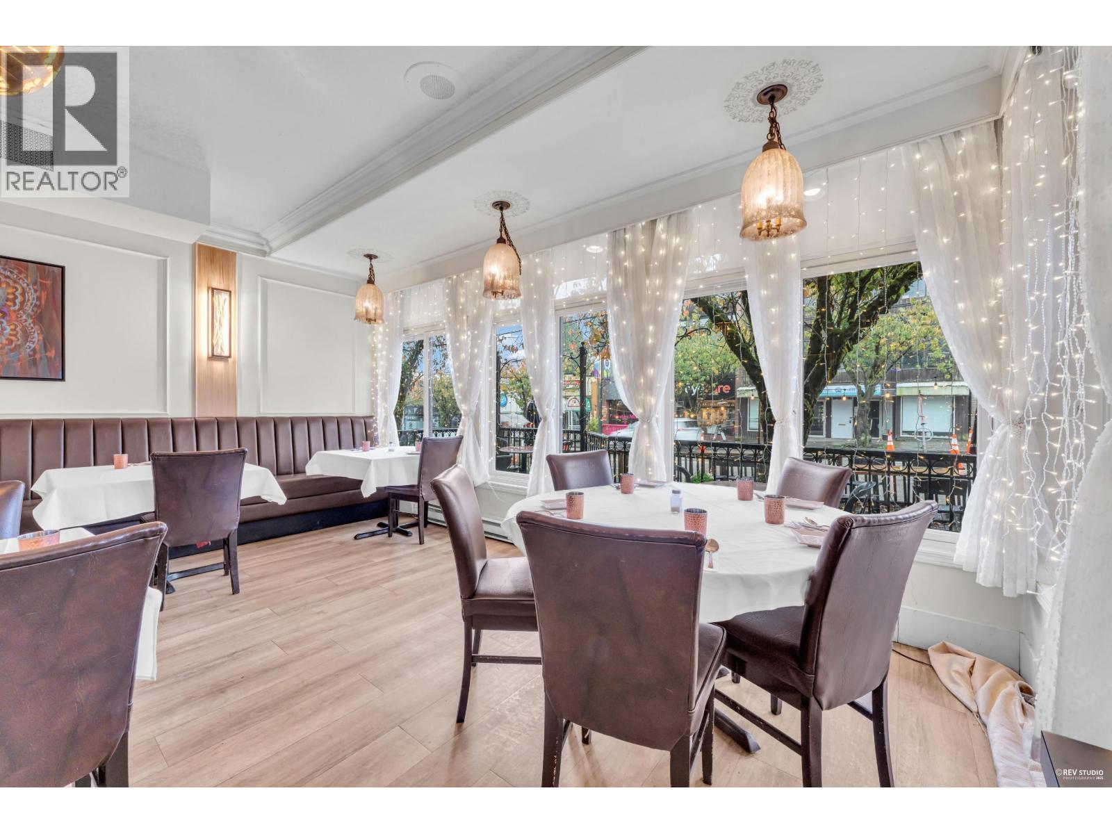 4473 W 10Th Avenue, Vancouver, BC