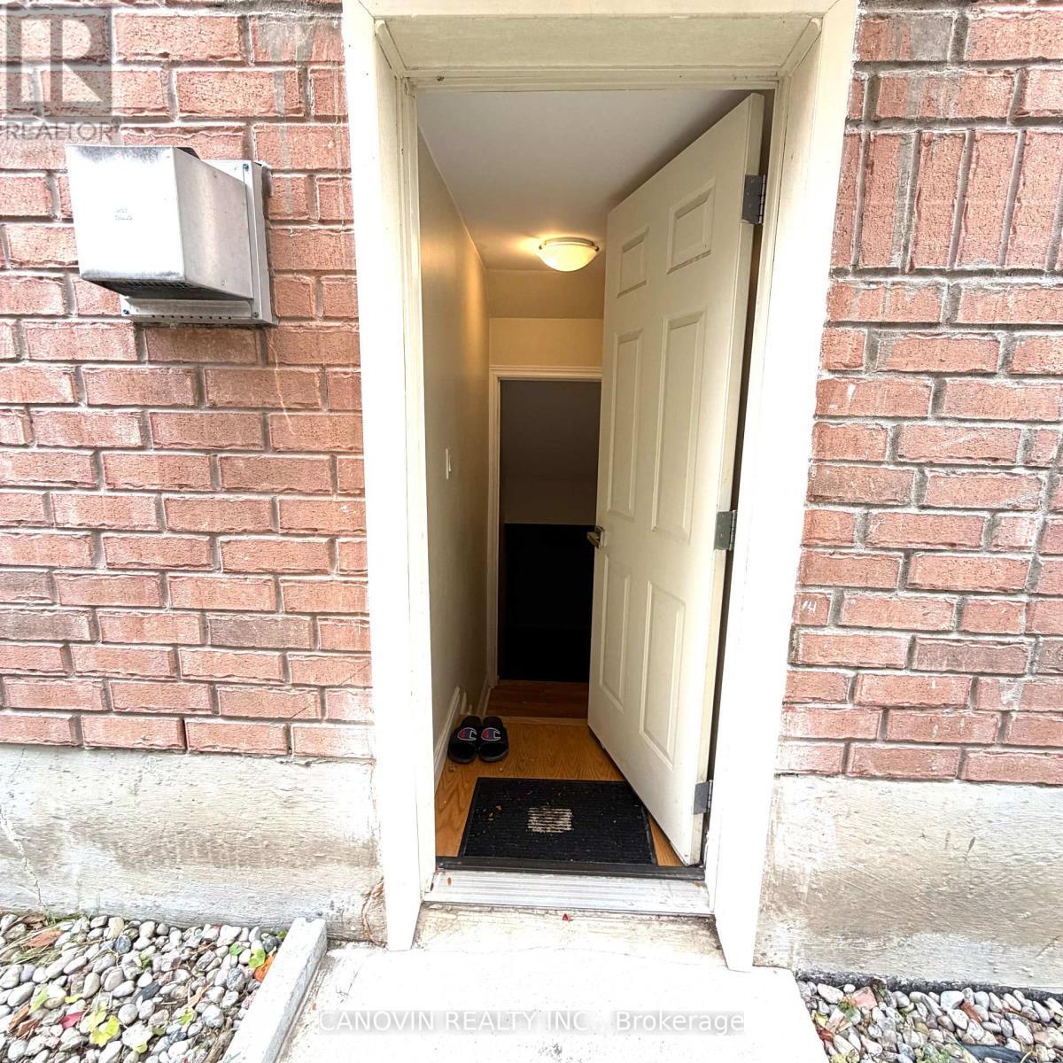 22 - 46 Misty Well Drive, Richmond Hill, ON - Outdoor With Exterior