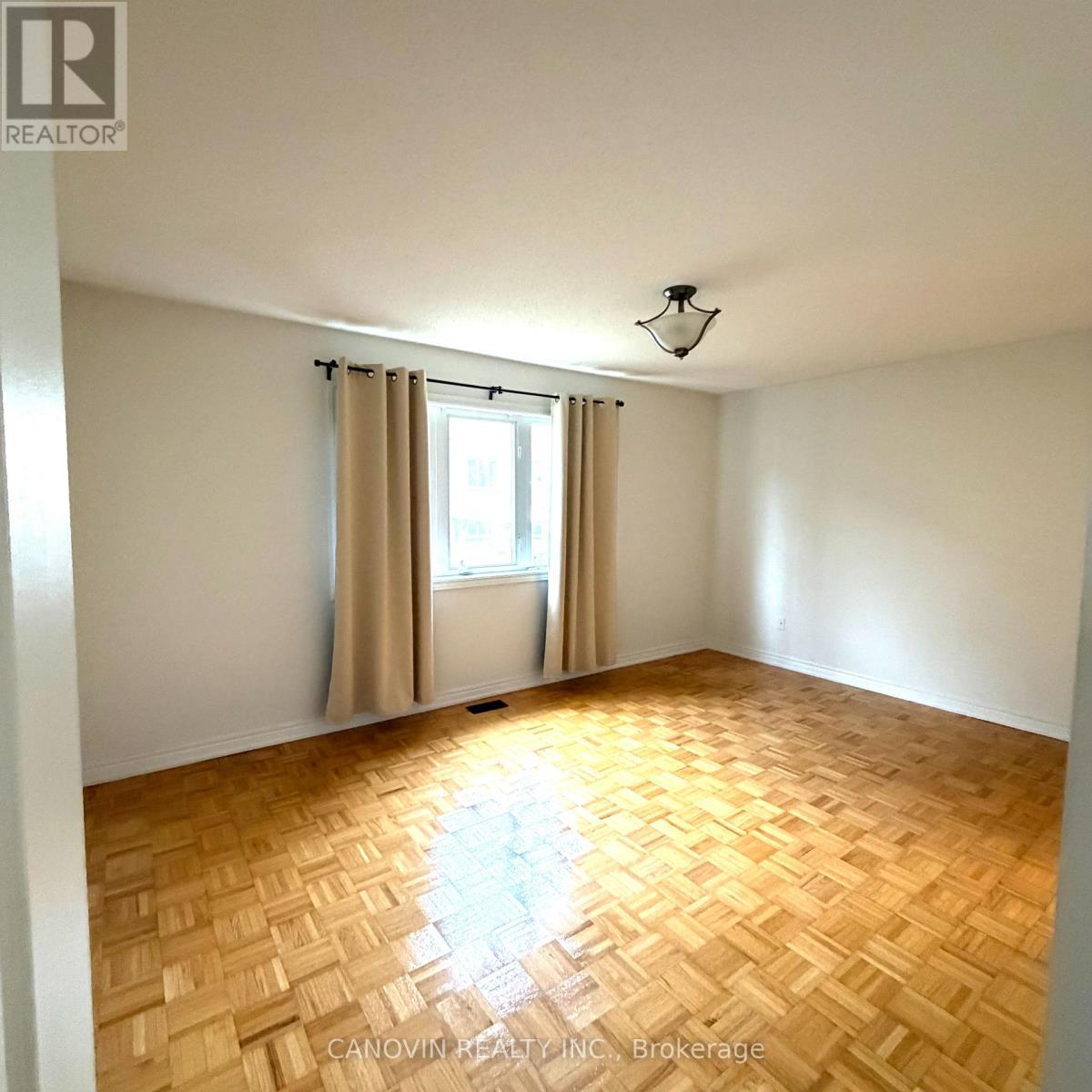 16 - 46 Misty Well Drive, Richmond Hill, ON - Indoor Photo Showing Other Room