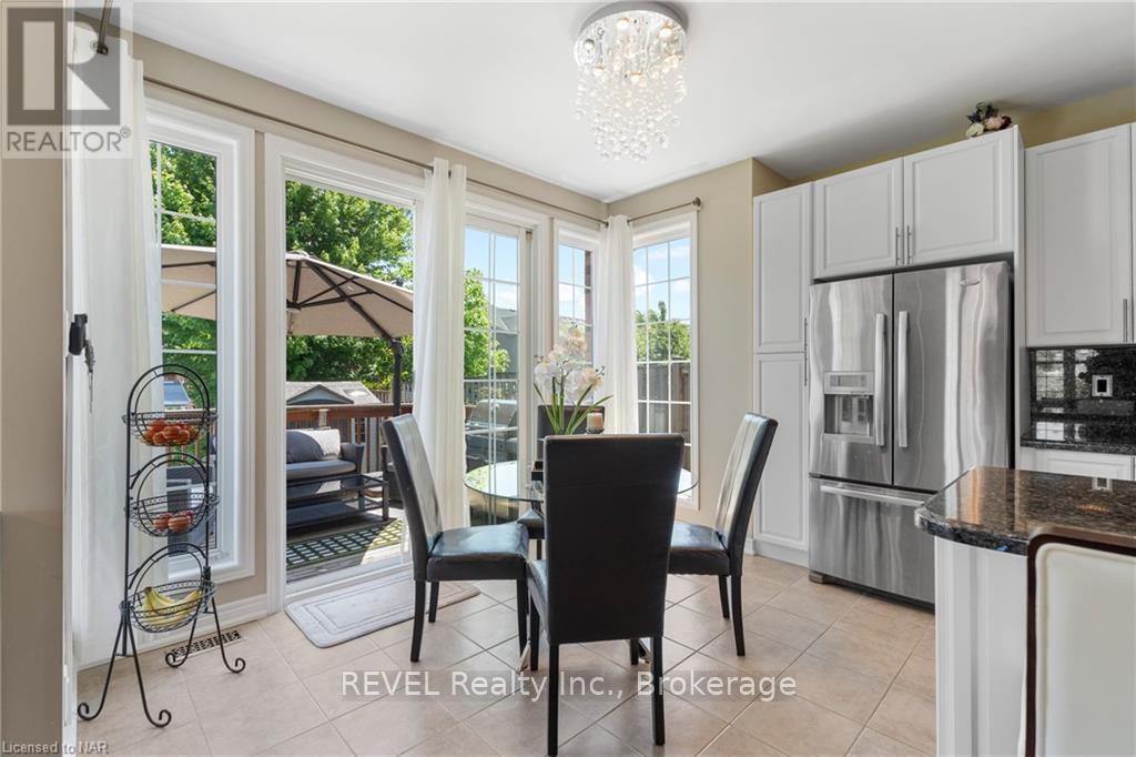 6500 St. Michael Avenue, Niagara Falls (Forestview), ON - Indoor