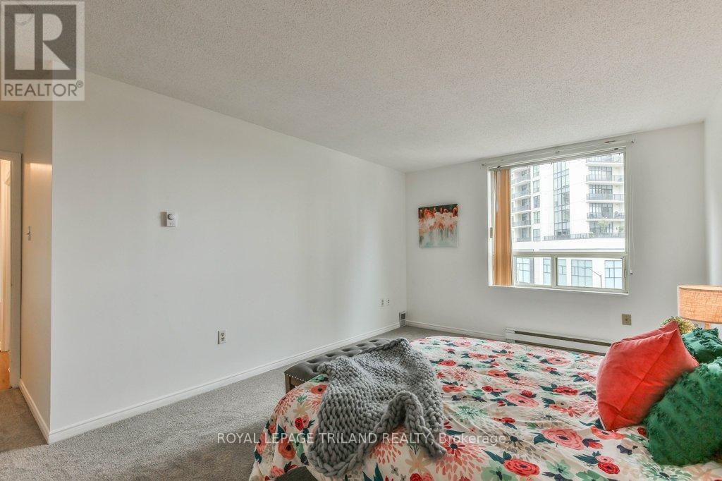 505 - 500 Talbot Street, London East (East F), ON - Indoor Photo Showing Bedroom