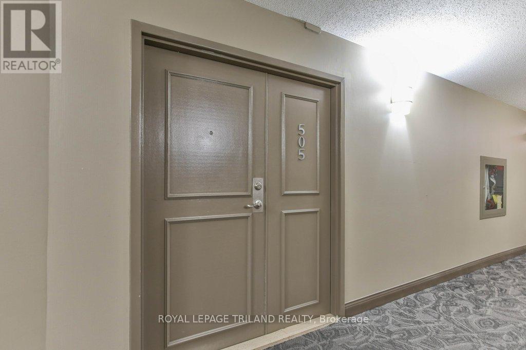 505 - 500 Talbot Street, London East (East F), ON - Indoor Photo Showing Other Room