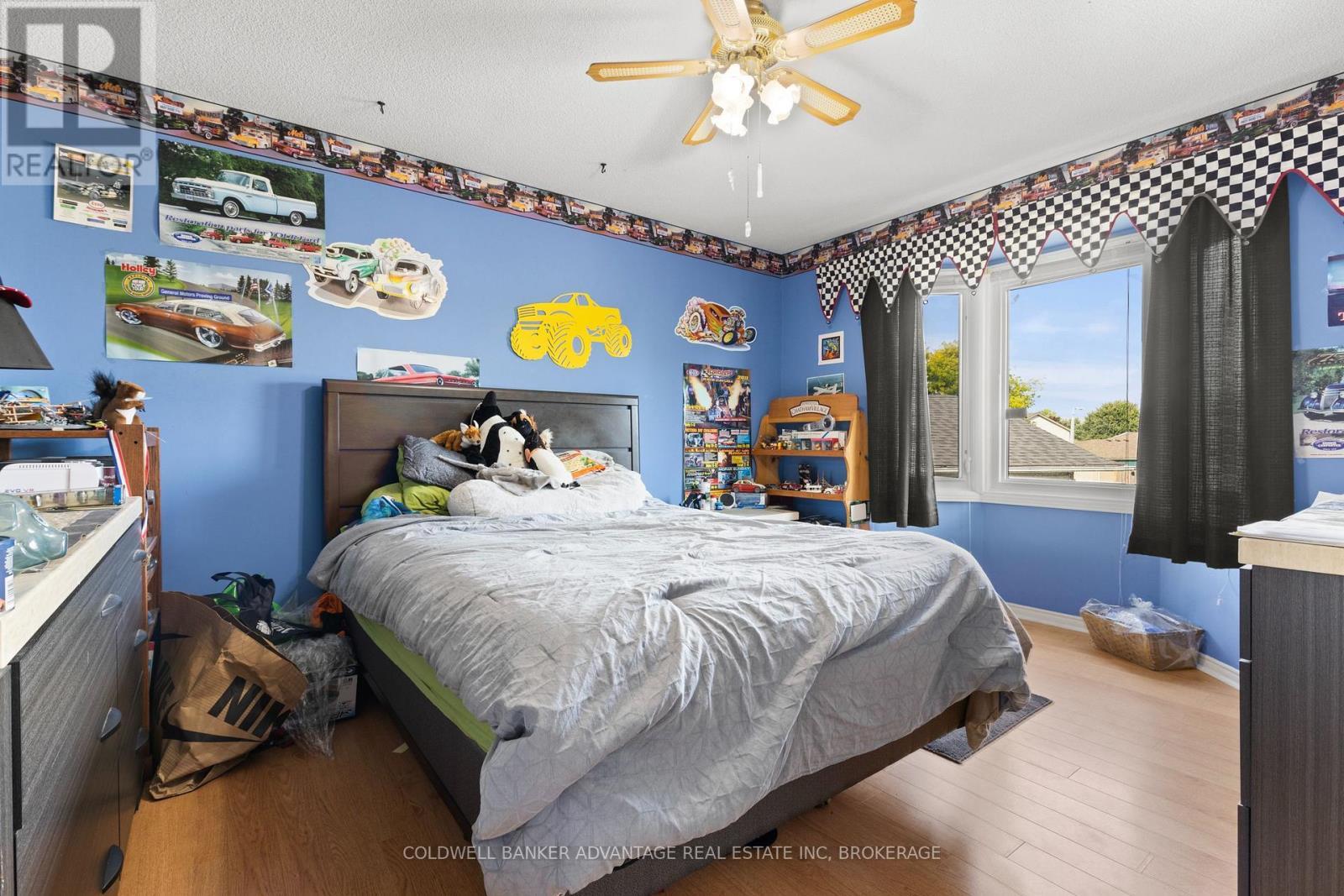 35 Woodrush Avenue, Welland (N. Welland), ON - Indoor Photo Showing Bedroom