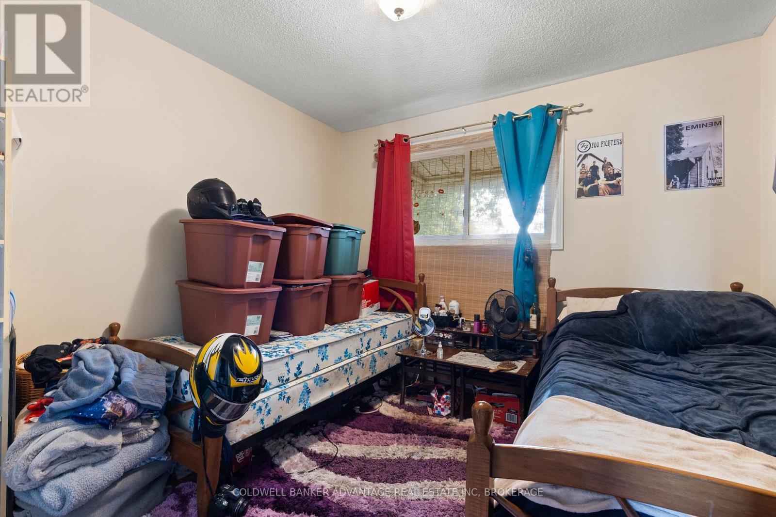 35 Woodrush Avenue, Welland (N. Welland), ON - Indoor