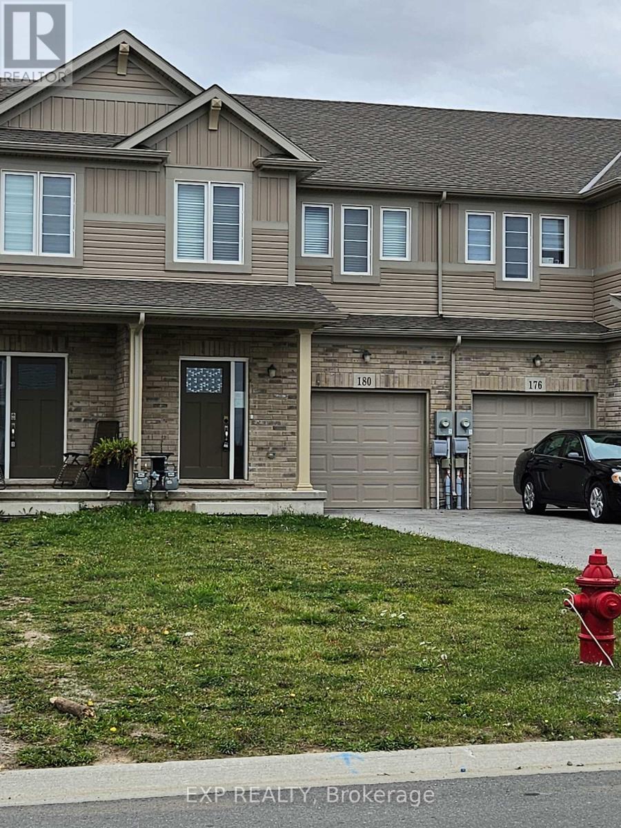 180 Sunflower Place, Welland, ON - Outdoor With Facade