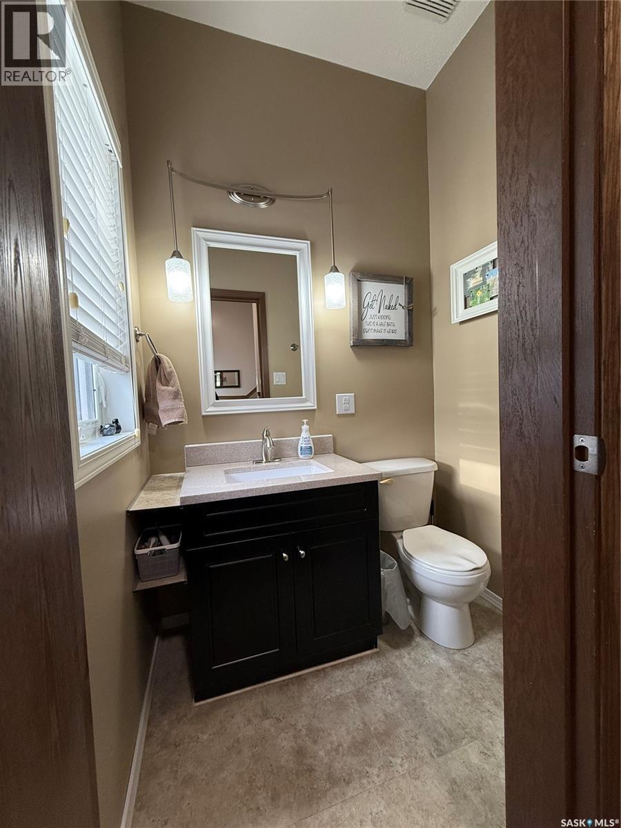 421 Logan Avenue, White Fox, SK - Indoor Photo Showing Bathroom