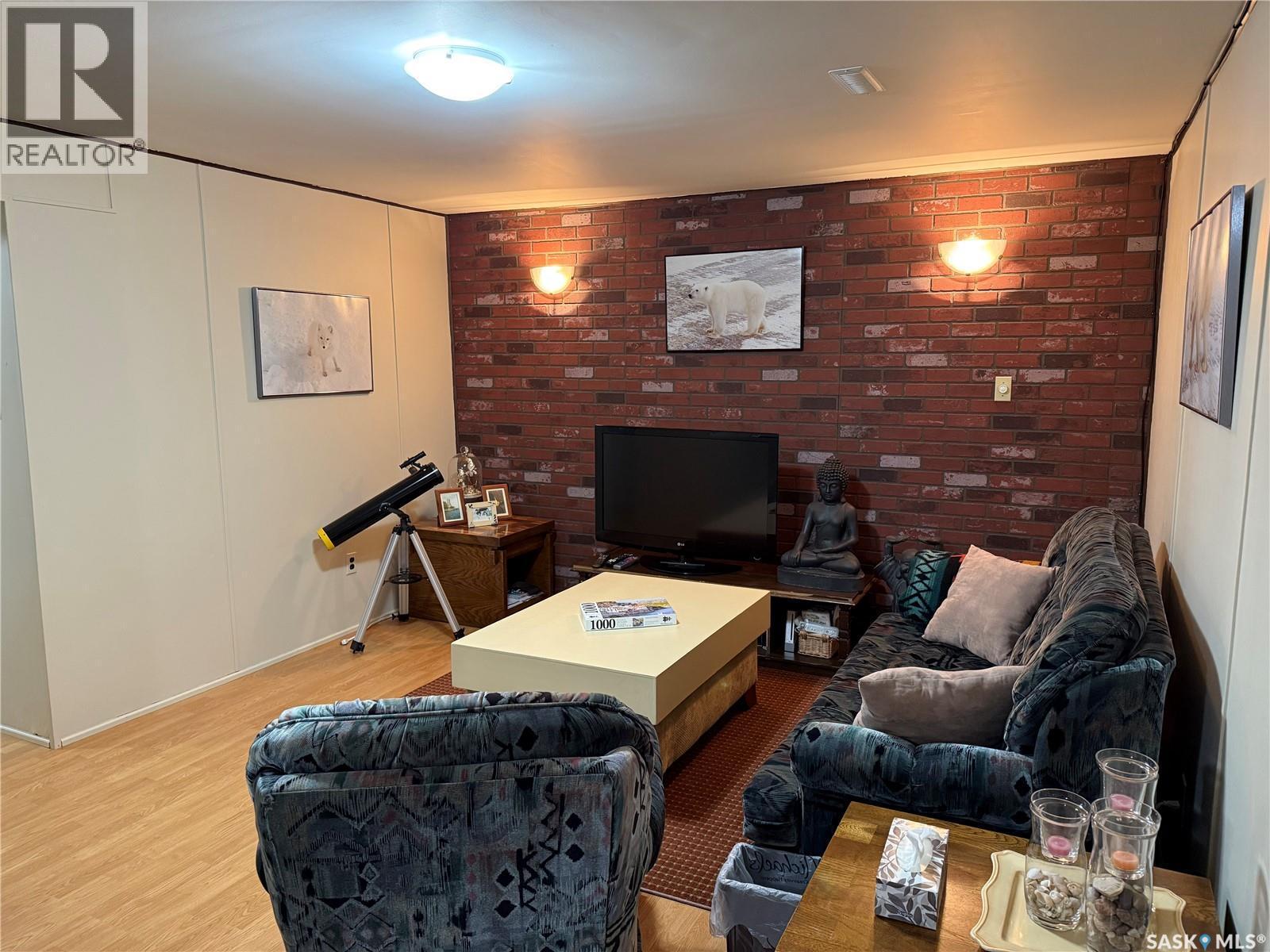 421 Logan Avenue, White Fox, SK - Indoor Photo Showing Living Room