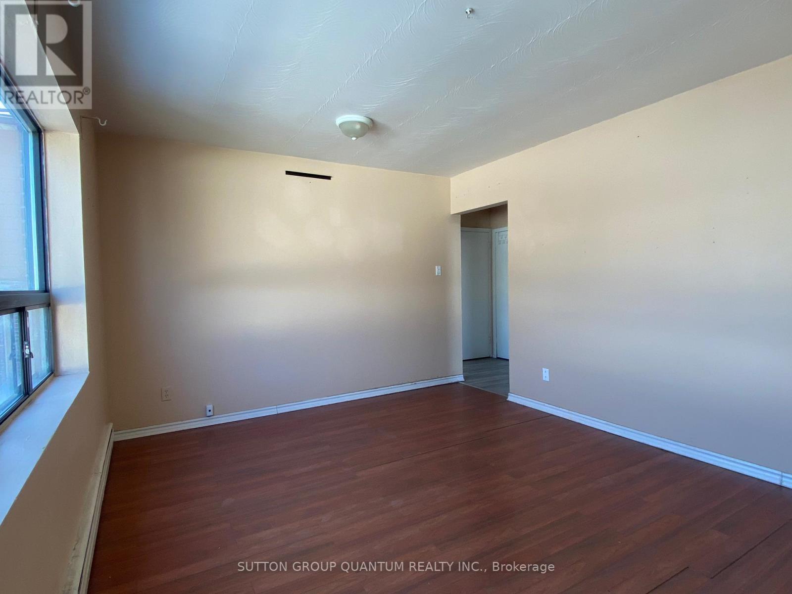 #2 - 25A Milton Street, Toronto, ON - Indoor Photo Showing Other Room