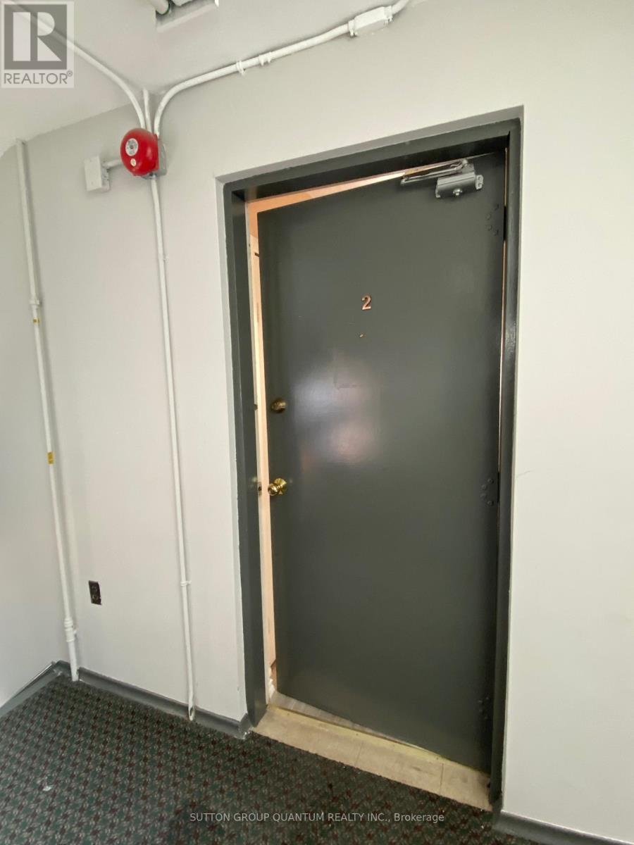 #2 - 25A Milton Street, Toronto, ON - Indoor Photo Showing Other Room