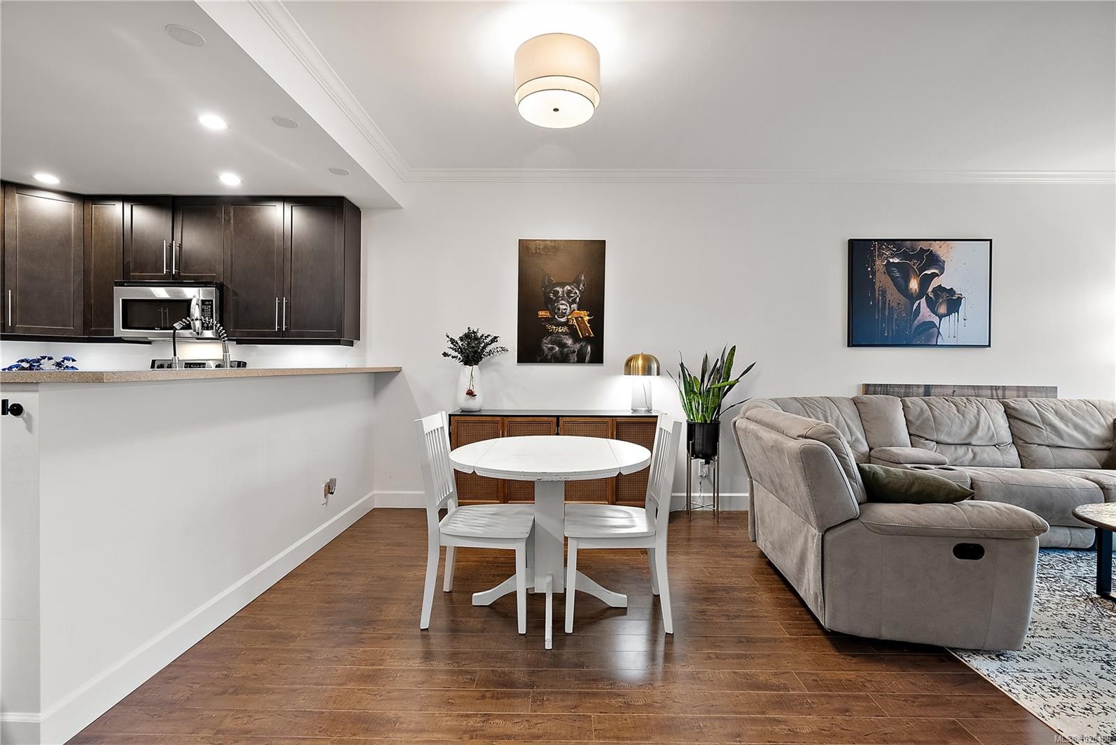 407-2881 Peatt Rd, Langford, BC - Indoor