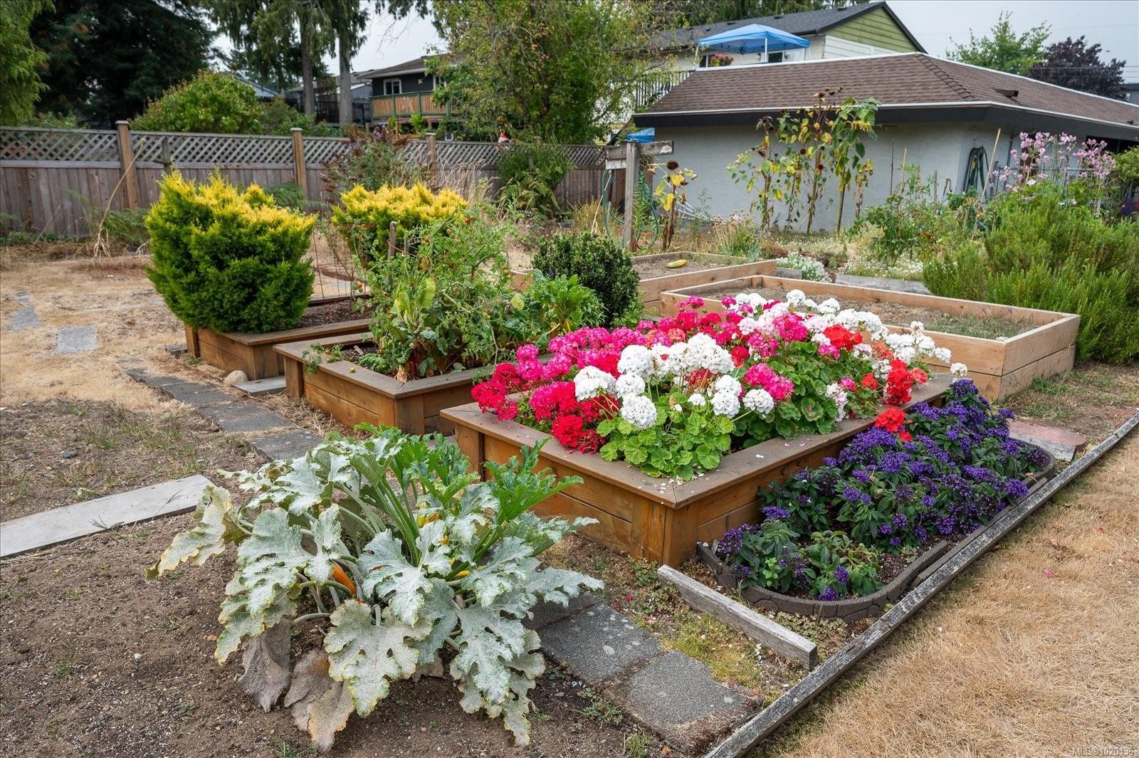 6-219 Bagshaw St, Parksville, BC