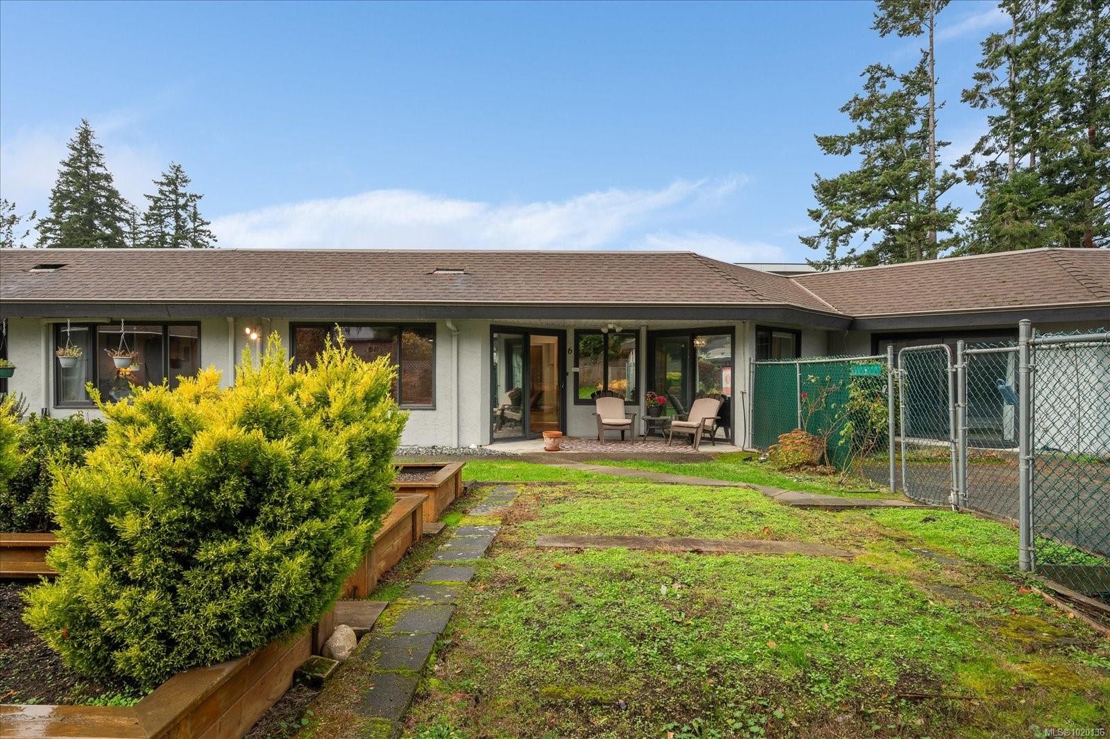 6-219 Bagshaw St, Parksville, BC