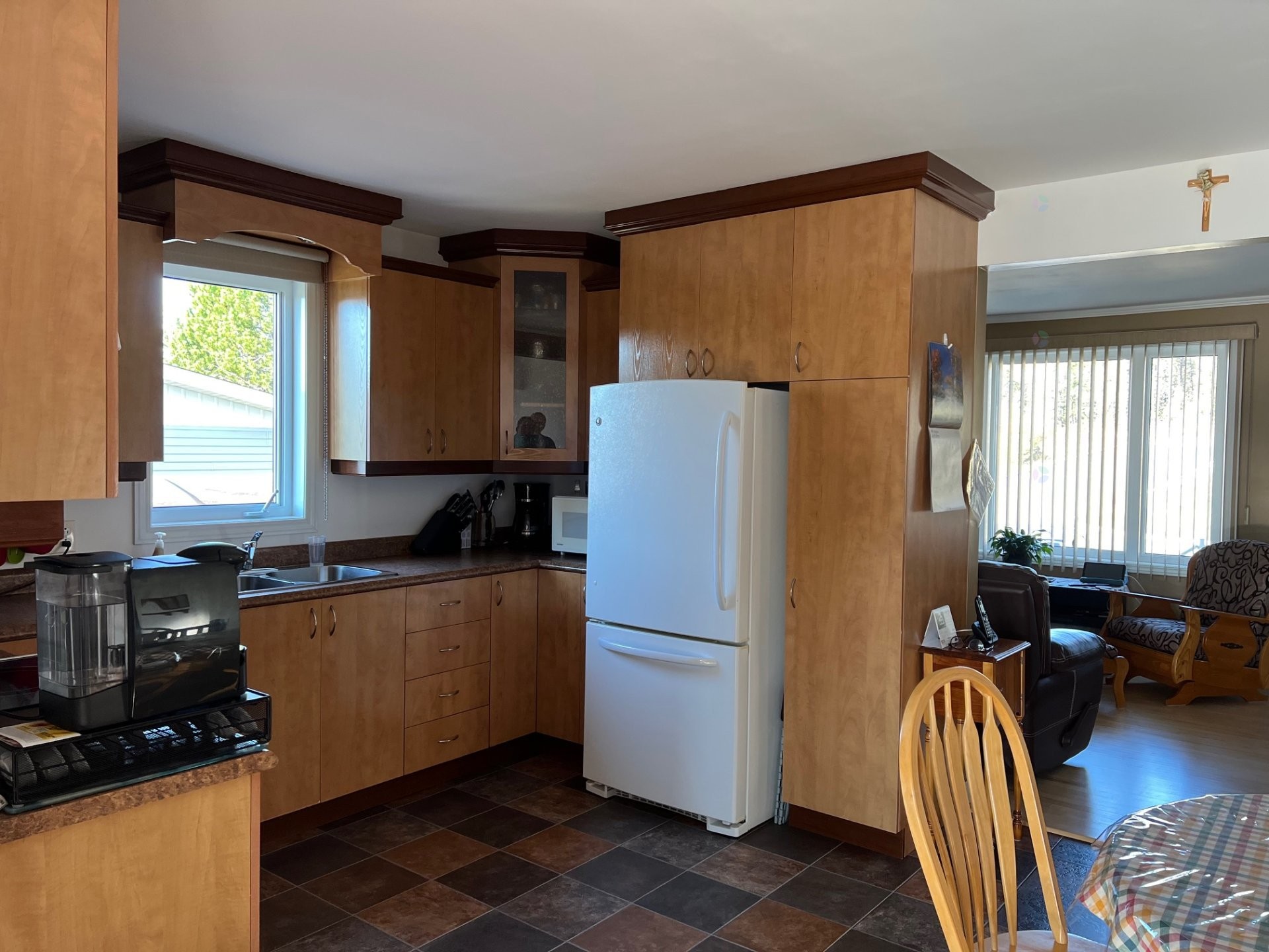Kitchen - 476 Ch. Merrill, Chibougamau, QC - Indoor Photo Showing Kitchen With Double Sink