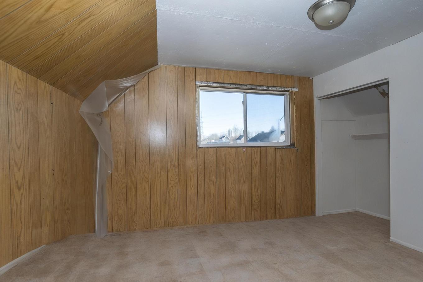 535 Mcbain Street, Thunder Bay, ON - Indoor Photo Showing Other Room