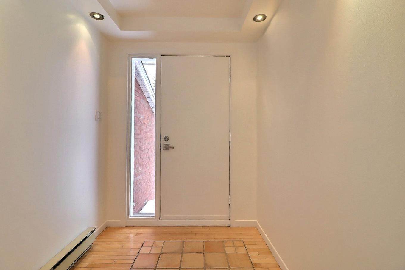 Hall d'entrée/Vestibule - 527 Rue Du Gîte, Québec (Les Rivières), QC