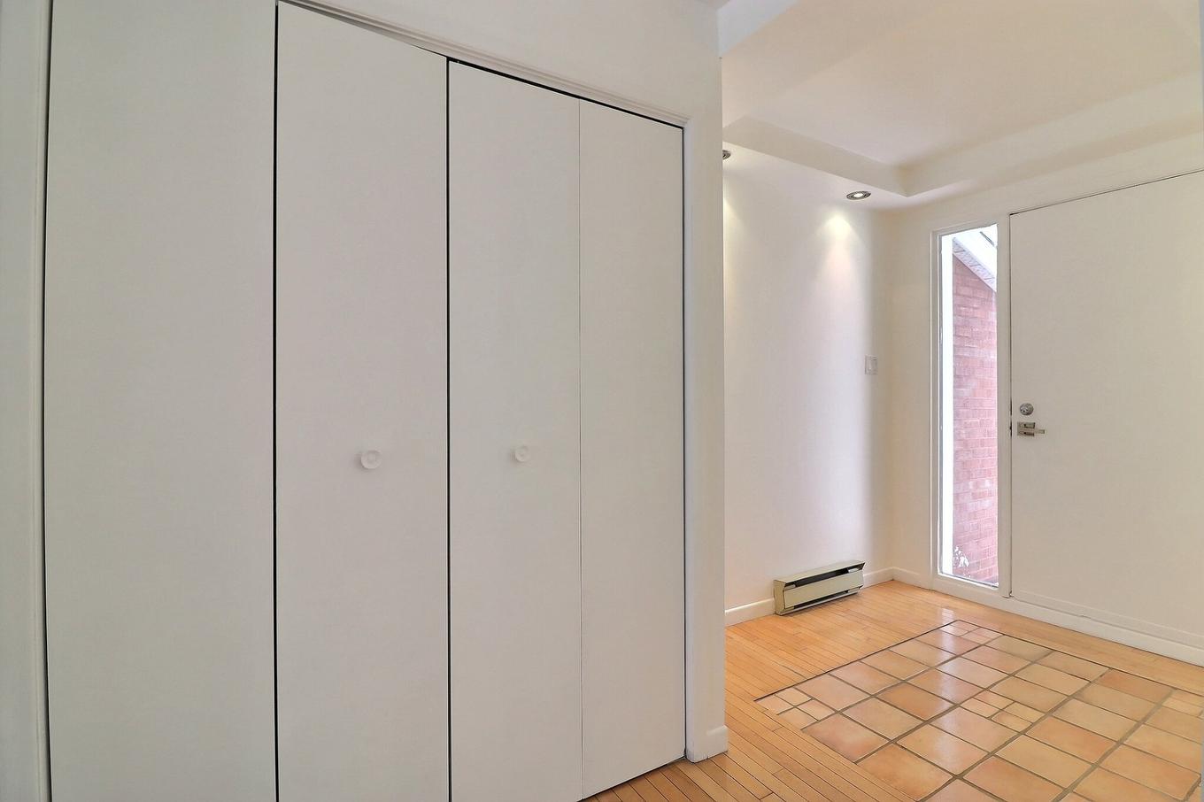 Hall d'entrée/Vestibule - 527 Rue Du Gîte, Québec (Les Rivières), QC