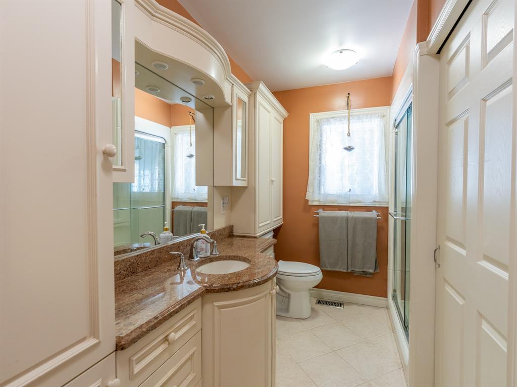 304 Edgewood Street, Sarnia, ON