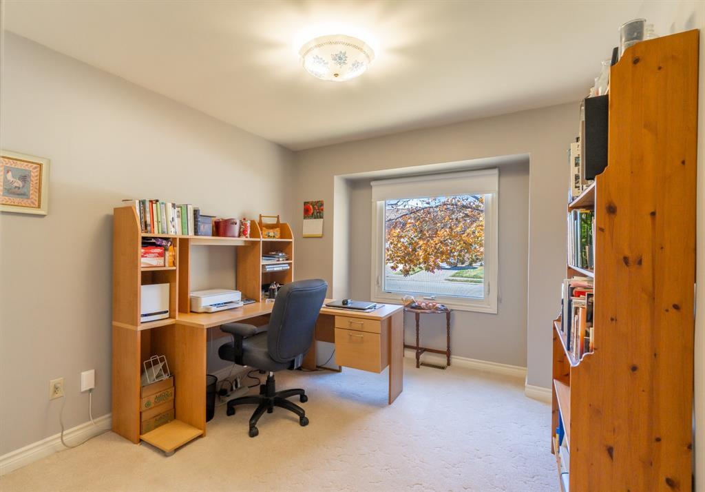 304 Edgewood Street, Sarnia, ON