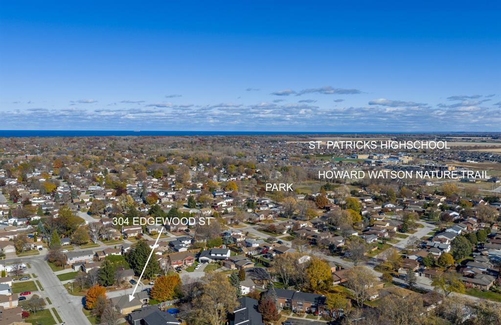 304 Edgewood Street, Sarnia, ON