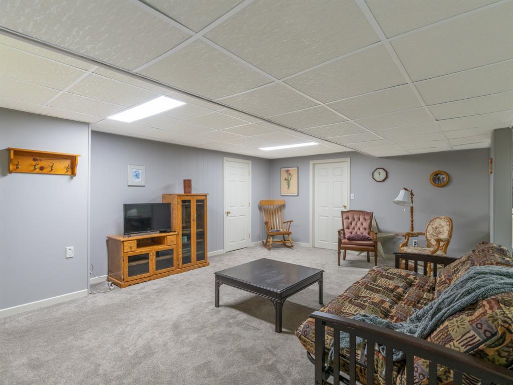 304 Edgewood Street, Sarnia, ON