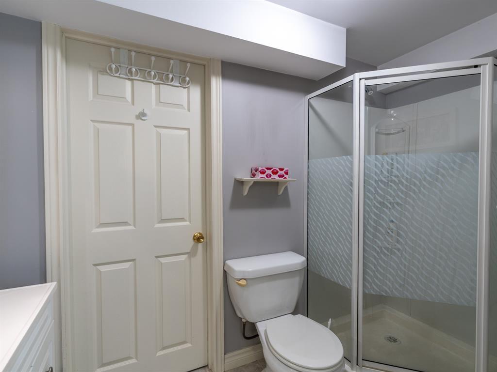 304 Edgewood Street, Sarnia, ON