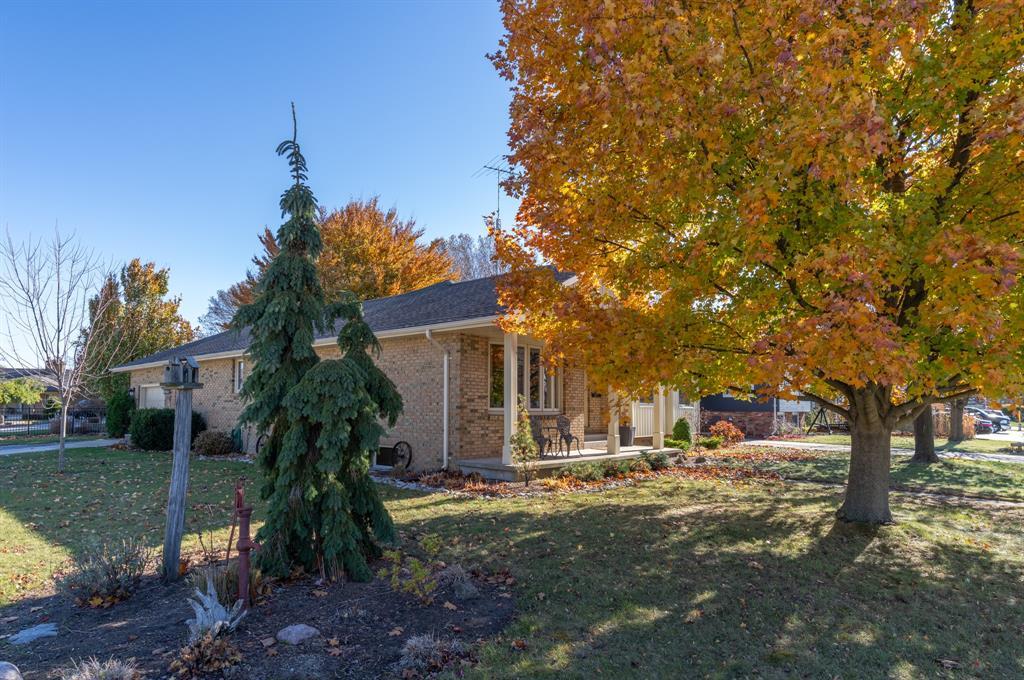 304 Edgewood Street, Sarnia, ON