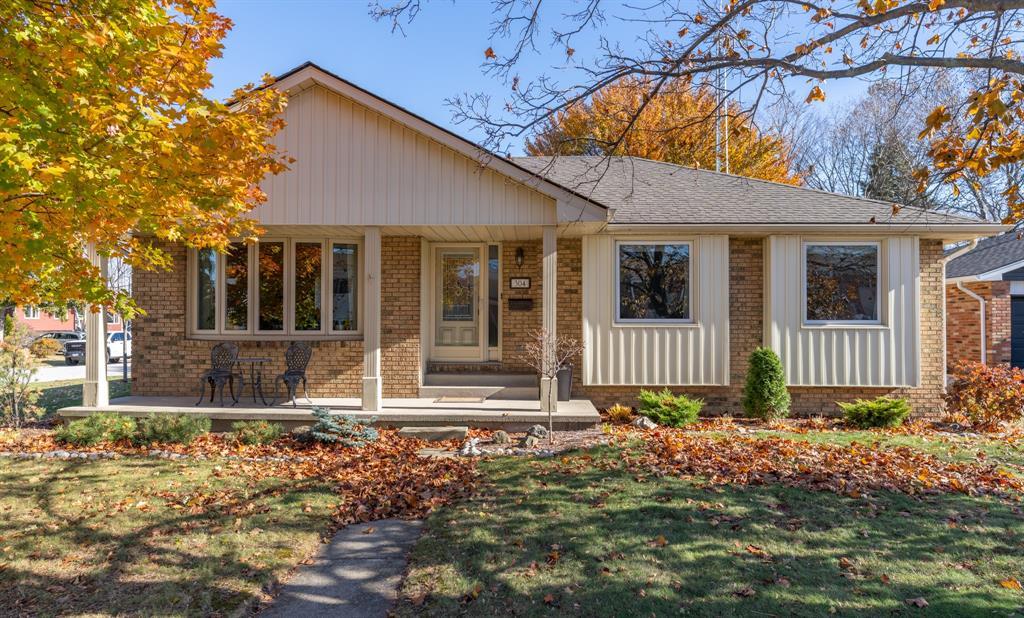 304 Edgewood Street, Sarnia, ON
