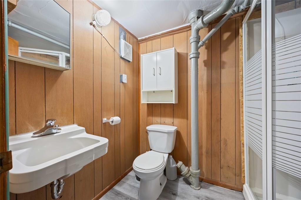 58 Preston Avenue, Sarnia, ON