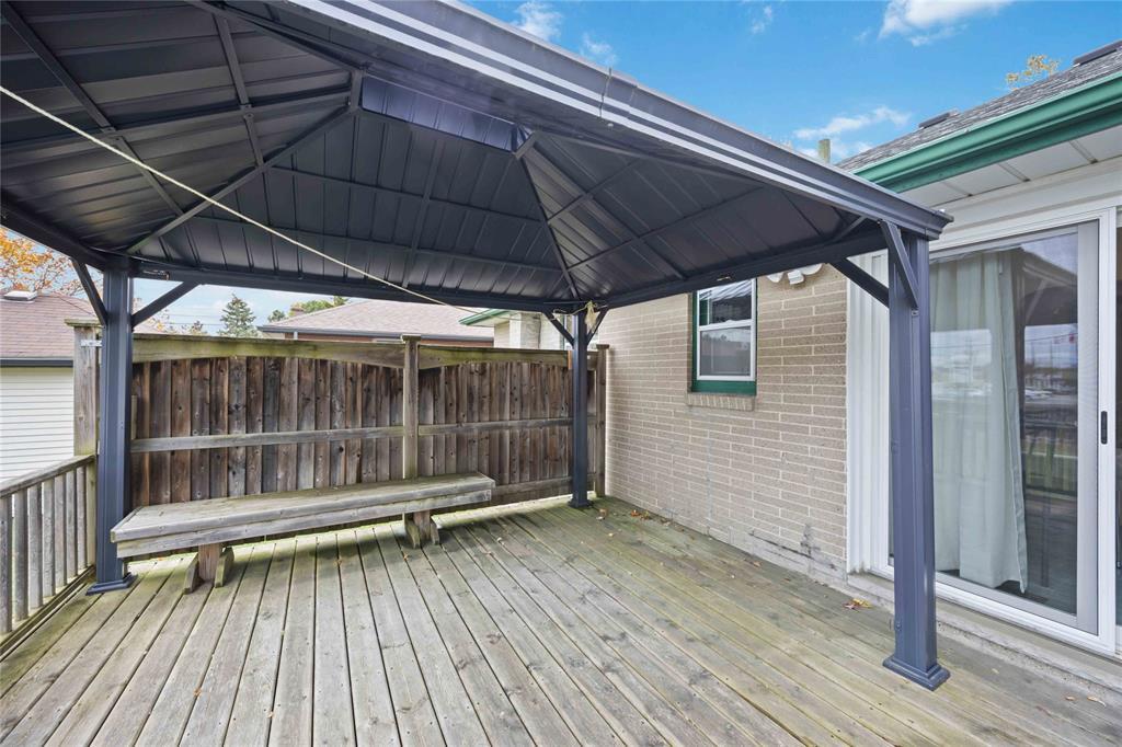 58 Preston Avenue, Sarnia, ON