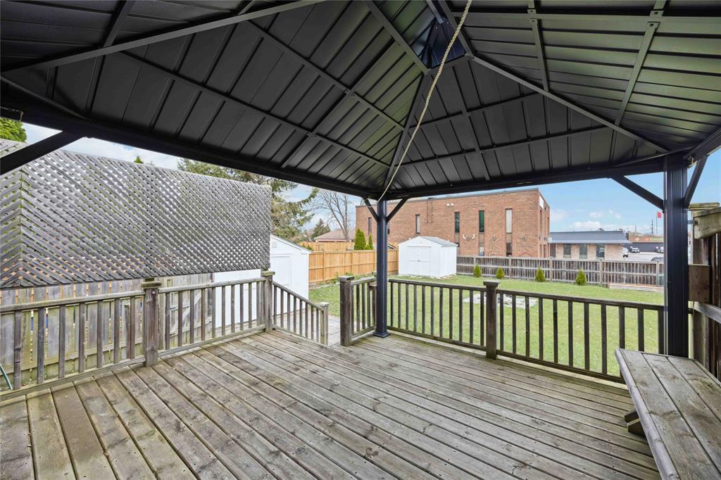 58 Preston Avenue, Sarnia, ON