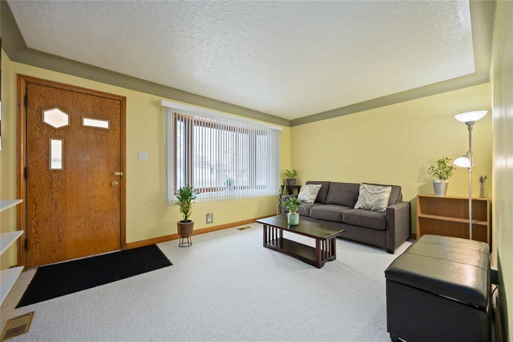 58 Preston Avenue, Sarnia, ON