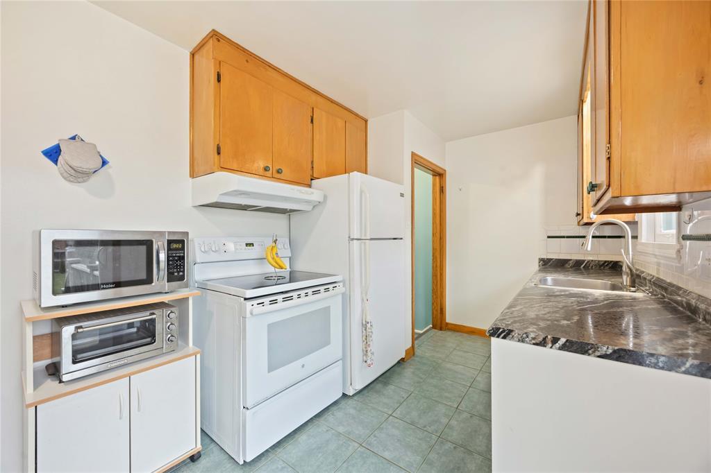 58 Preston Avenue, Sarnia, ON