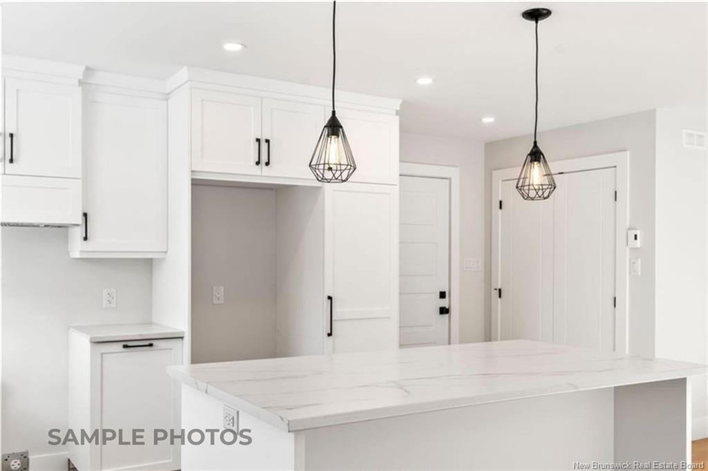 94 Adrienne Crt, Dieppe, NB