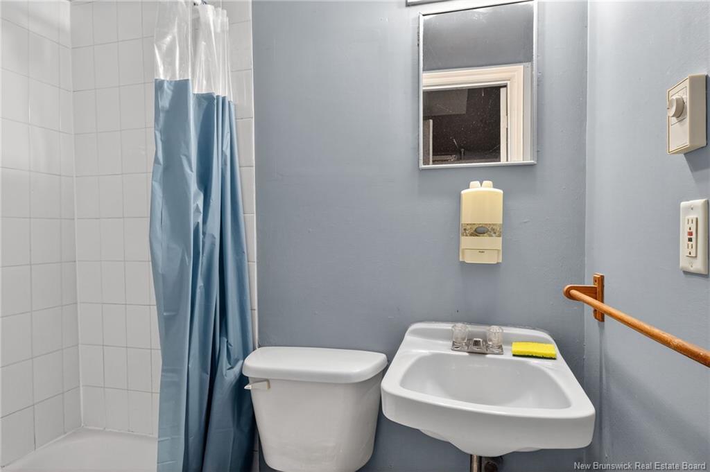 366-368 Cameron St, Moncton, NB
