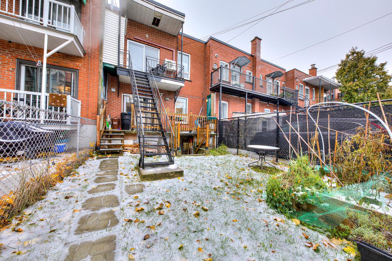 Backyard - 8047 - 8049 Av. De Gaspé, Montréal (Villeray/Saint-Michel/Parc-Extension), QC - Outdoor