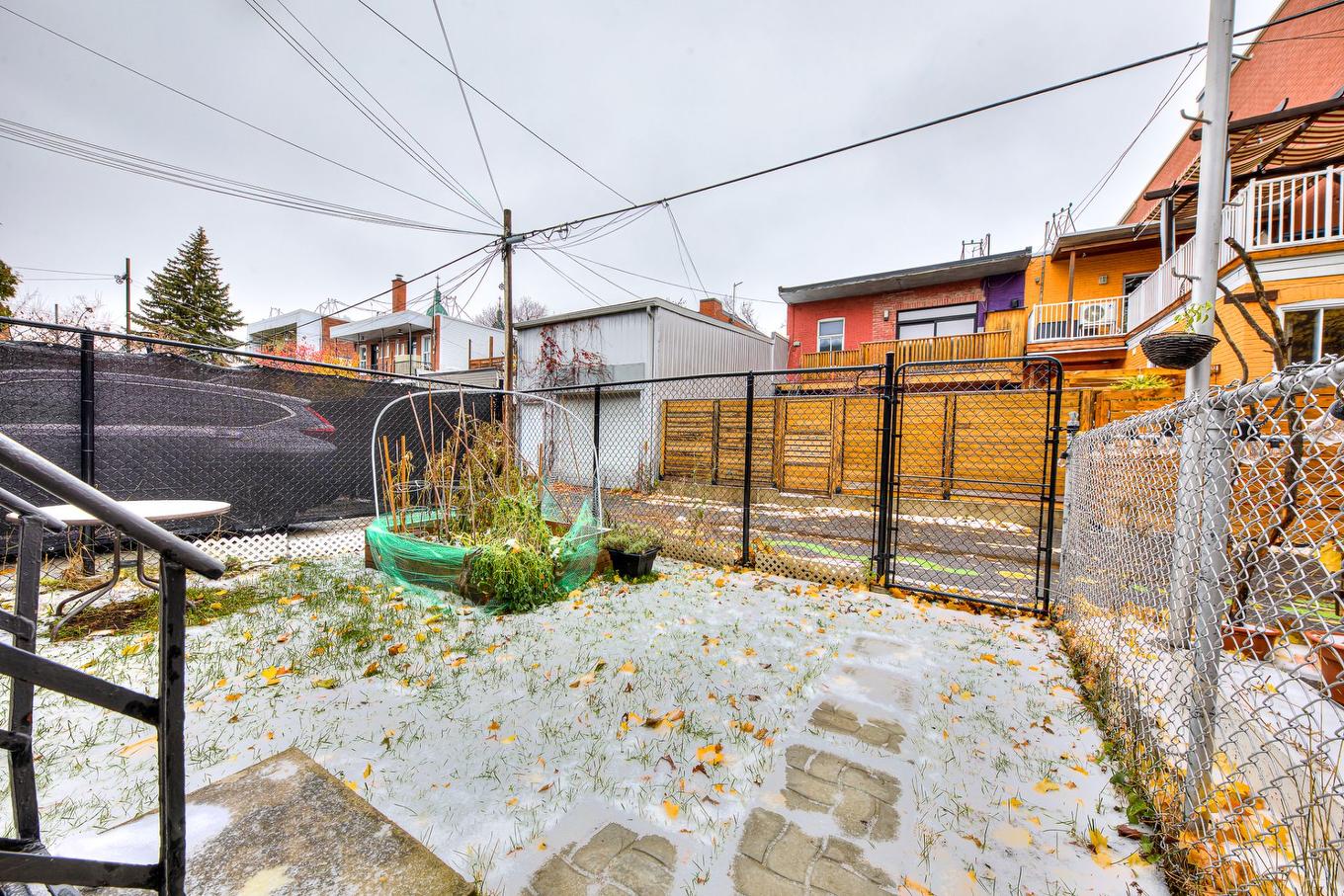 Backyard - 8047 - 8049 Av. De Gaspé, Montréal (Villeray/Saint-Michel/Parc-Extension), QC - Outdoor