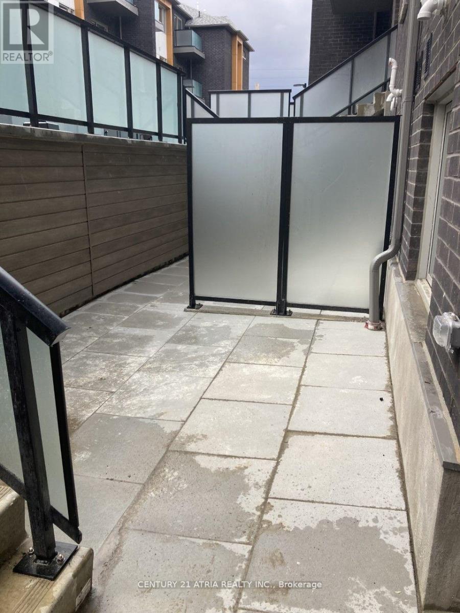 542 - 2791 Eglinton Avenue E, Toronto, ON - Outdoor With Exterior