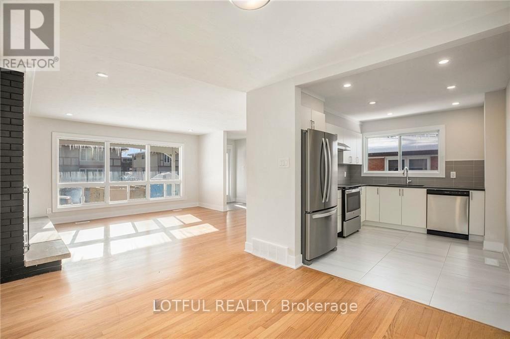 2655 Don Street, Ottawa, ON - Indoor Photo Showing Kitchen