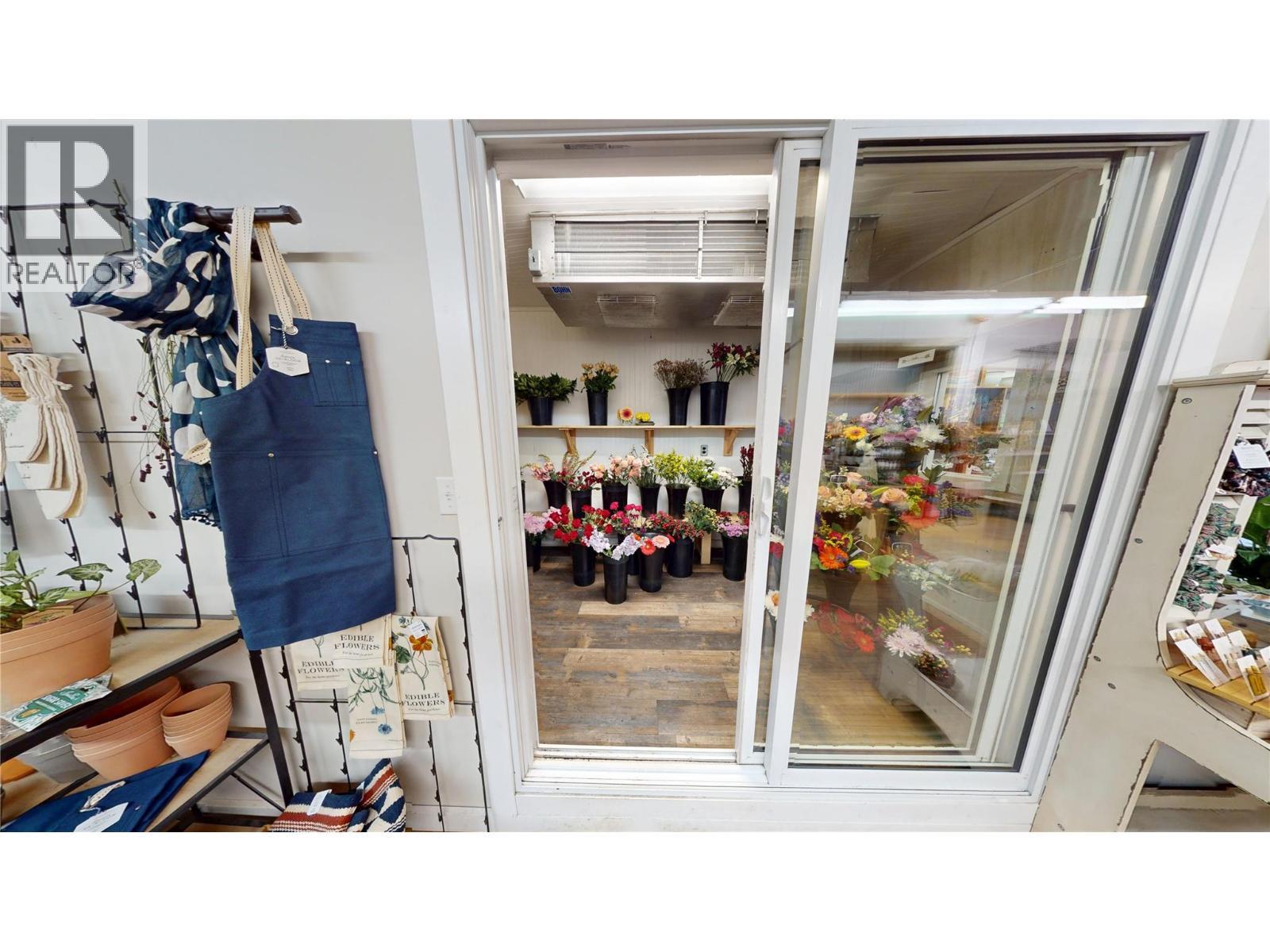 421C 2Nd Avenue, Fernie, BC